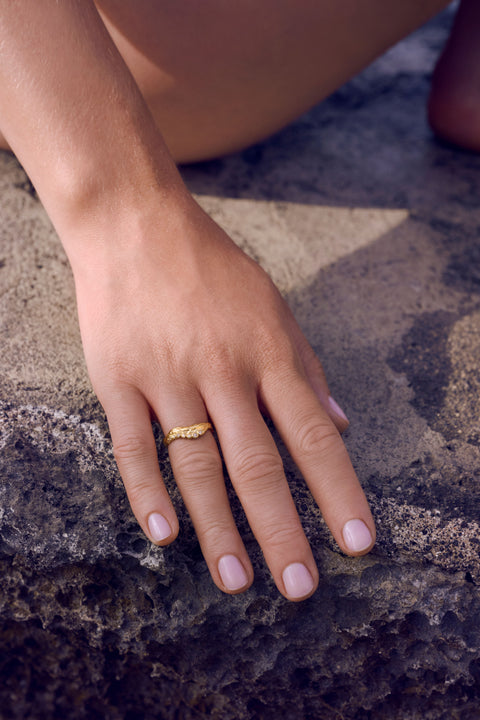 Maanesten Selene ring, Sølv