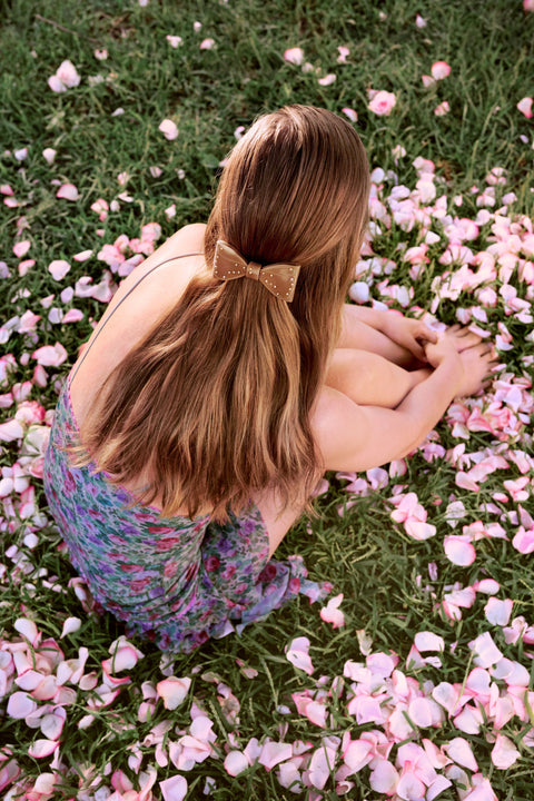 Maanesten Ribin hårspænde, Mocha