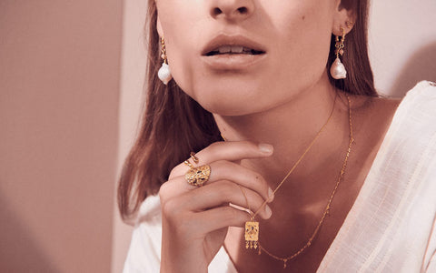 Maanesten Una halskæde, Forgyldt sølv