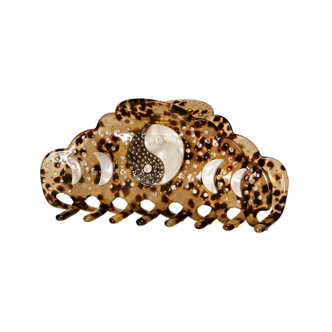 Jada_big_sesame_hairclaw. Jada stor hårklemme i dyreprint og brun fra maanesten