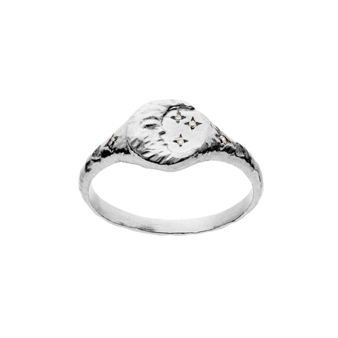 Magdalena_ring_silver_a. Magdalena ring fra Maanesten i sølv. med zirkonia