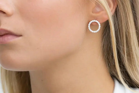 Sif Jakobs øreringe, Biella Uno med hvide zirkoner, Sterling sølv