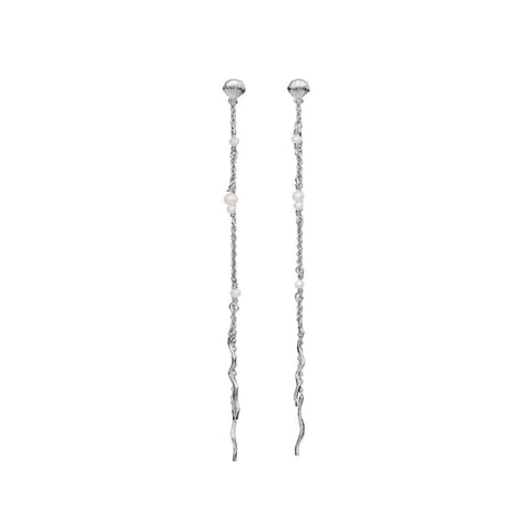 Sirena er et par super smukke og elegante ørehænger fra Maanesten.