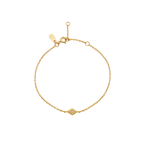 Solo_bracelet_gold. Solo armbånd fra Maanesten. i forgyldt sterlingsølv med lille vedhæng og zirkonia