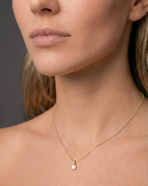 Dulong Glory Single vedhæng Pure Mellem 18 kt. guld m. brillant.