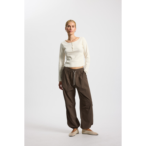 Rethinkit Track Loose Pants Palma, Dark Brown