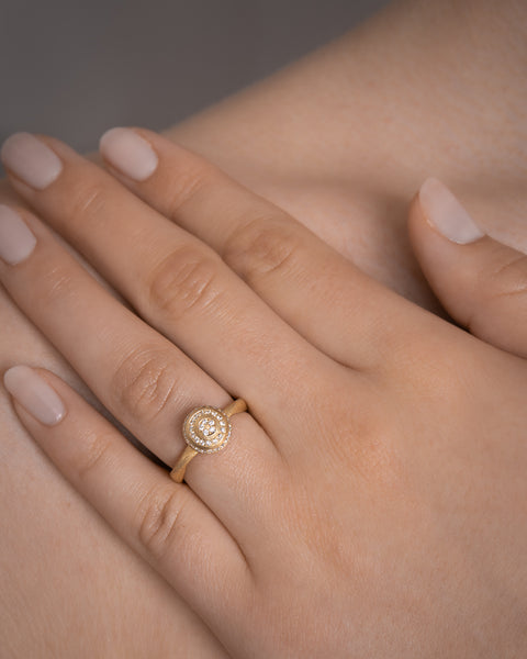 Dulong Mushroom Ring Ripple Stor 18 kt. guld m. brillanter