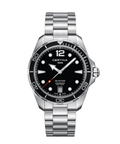 Certina DS Action - C032.451.11.057.00 er det perfekte valg for den moderne mand, der ønsker et stilfuldt, præcist og slidstærkt ur, der kan bruges både til sport og i formelle sammenhænge. Kombinationen af schweizisk håndværk, avanceret teknologi og elegant design gør det til en fremragende investering.