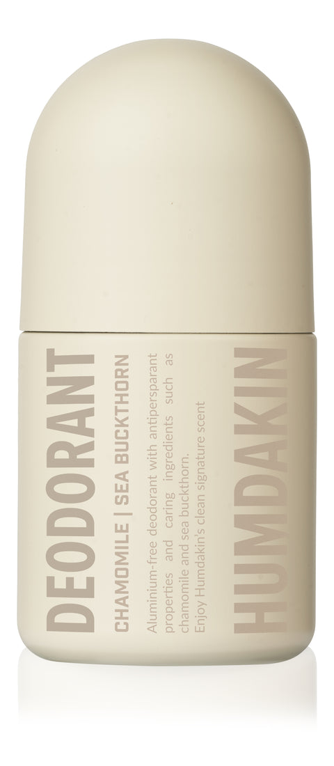 Humdakin Deodorant er en skånsom og effektiv antiperspirant, udviklet med omtanke for både hud og miljø. Den er fri for aluminiumsalte, silikone og alkohol, og i stedet beriget med naturlige ingredienser som&nbsp;padderokkeekstrakt og salvieolie, der hjælper med at neutralisere lugt og beskytte huden mod irritation.