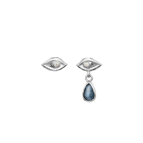 Louise_earrings_silver_a. Louise ørering i sølv fra maanesten. med zirkonia og kyaniteLouise_earrings_silver_a. Louise ørering i sølv fra maanesten. med zirkonia og kyanite