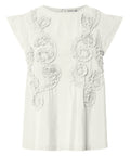 YASSACU Top i Star White er en stilfuld og alsidig bluse fra det danske modebrand Y.A.S.