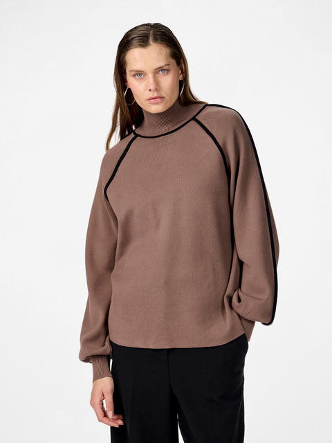 YASCORA High Neck Knit Pullover, Coffee Quartz