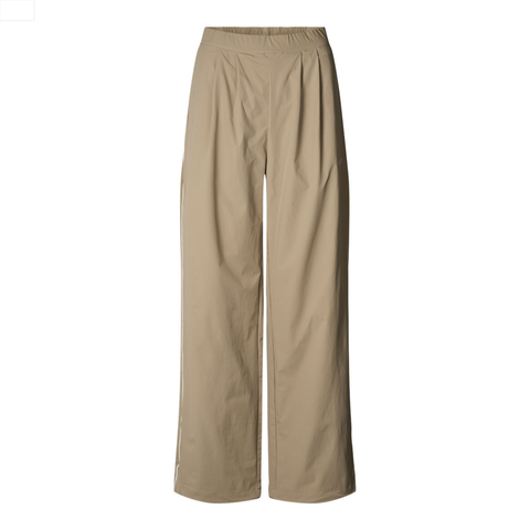 track pants drift i farven gravel fra rethinkit. Løse bukser i sandfarvet med lommer.  20720-805